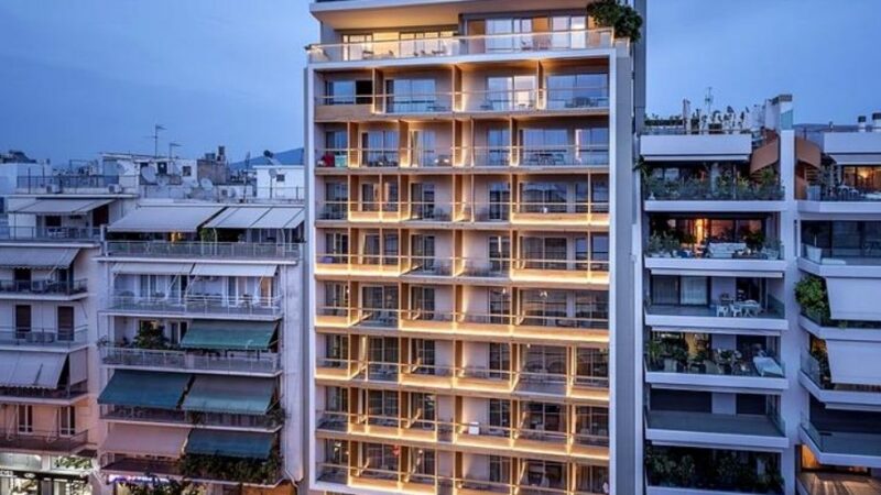 Στο Διοικητικό Εφετείο η δικαστική διαμάχη για το ξενοδοχείο της Μπλε Κέδρος στην Ακρόπολη