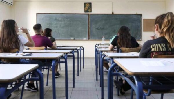 Κινητοποιήσεις της ΟΛΜΕ: Αντιδράσεις για υπερωρίες και αξιολόγηση