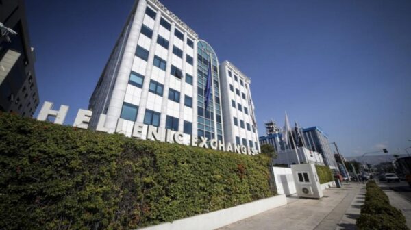 Ήπια άνοδος στο Χρηματιστήριο Αθηνών με οδηγό τις τραπεζικές μετοχές