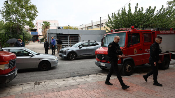 Αναστολή λειτουργίας στο σχολικό συγκρότημα της Γκράβας λόγω οσμής αερίου