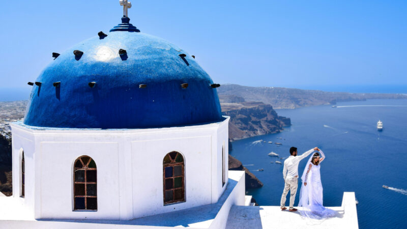 Η Ελλάδα κορυφαίος παγκόσμιος προορισμός για πολυτελή ταξίδια του μέλιτος το 2027