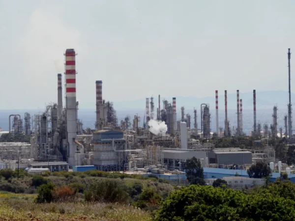 Κατέληξε ο ένας από τους δύο εργαζόμενους που τραυματίστηκαν στη Motor Oil