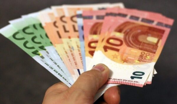 Νέος γύρος πληρωμών 63,7 εκατ. ευρώ από e-ΕΦΚΑ και ΔΥΠΑ