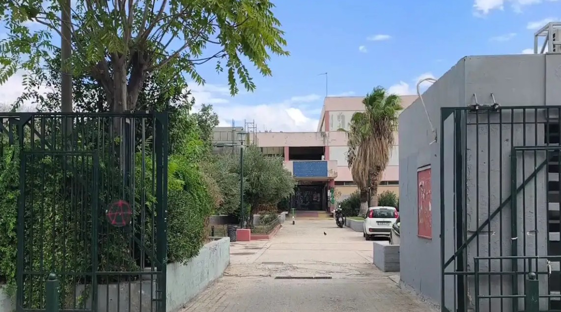 Feed image