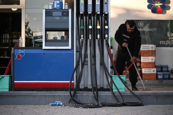ΑΑΔΕ: Προθεσμία για επικαιροποίηση στοιχείων σε 450 πρατήρια καυσίμων