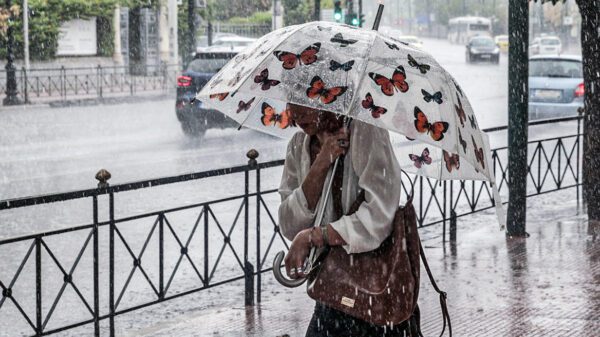 Σε κατάσταση συναγερμού η χώρα λόγω επικίνδυνων καιρικών φαινομένων