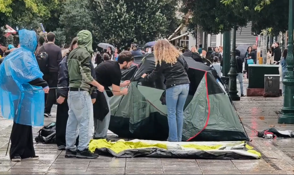 Φοιτητικές κινητοποιήσεις στο Σύνταγμα για τη στεγαστική κρίση