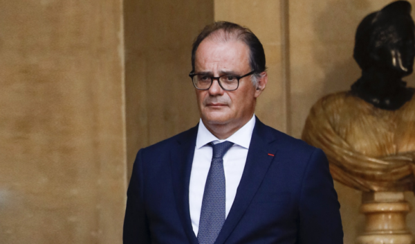 Γαλλία: Εφικτός ο στόχος μείωσης του δημοσιονομικού ελλείμματος εντός τριετίας