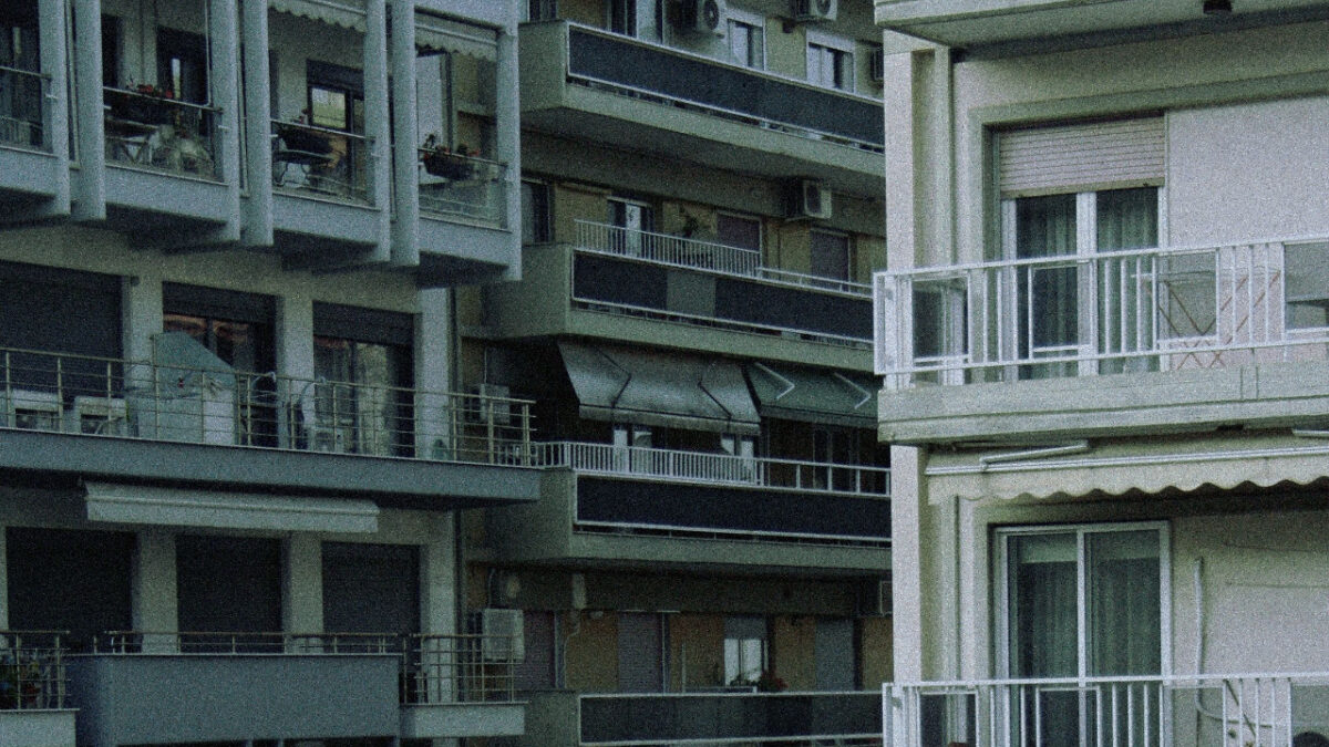 Feed image